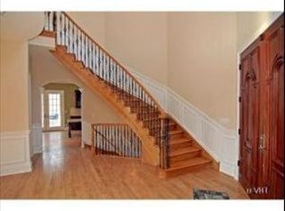 1157 Skokie Ridge Dr, Glencoe, IL 60022