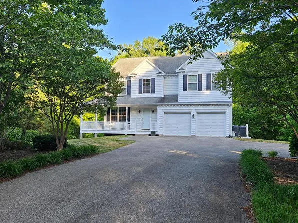 3020 Blackberry Ln, Prince Frederick, MD 20678