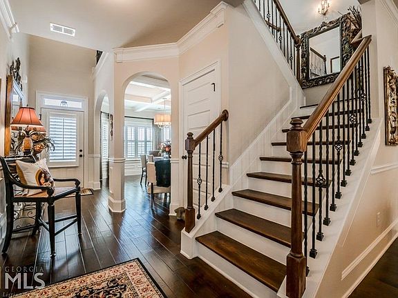 4th image of this home