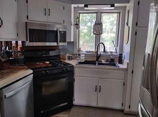 61 Preusser Rd, Craryville, NY 12521