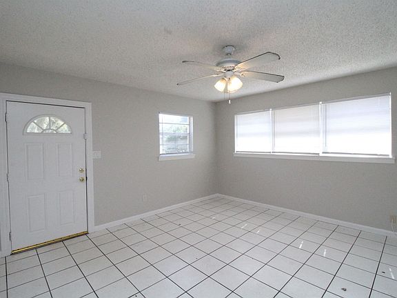 2nd image of 4511 Versailles Dr