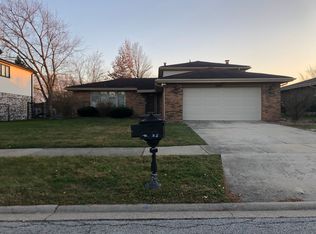 6259 Beaver Dam Rd, Matteson, IL 60443