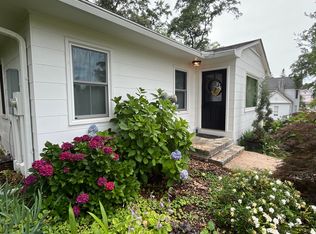 104 Pine St, Seneca, SC 29678