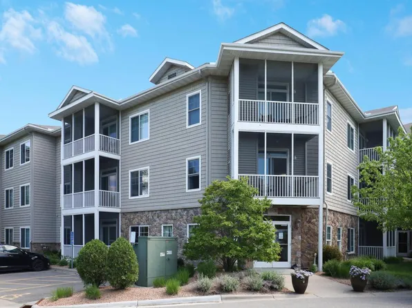 110696 Village Rd Unit 119, Chaska, MN 55318