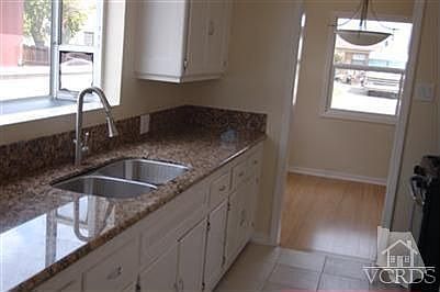 2nd image of 1114 W Beverly Dr