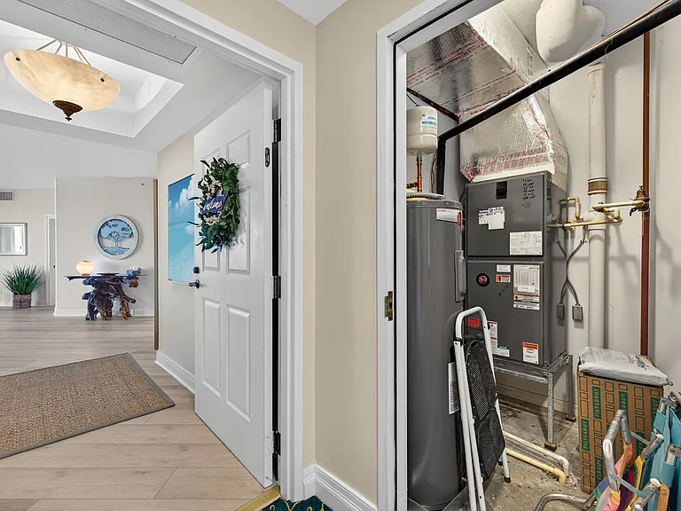 1001 Arbor Lake Dr — Photo 58