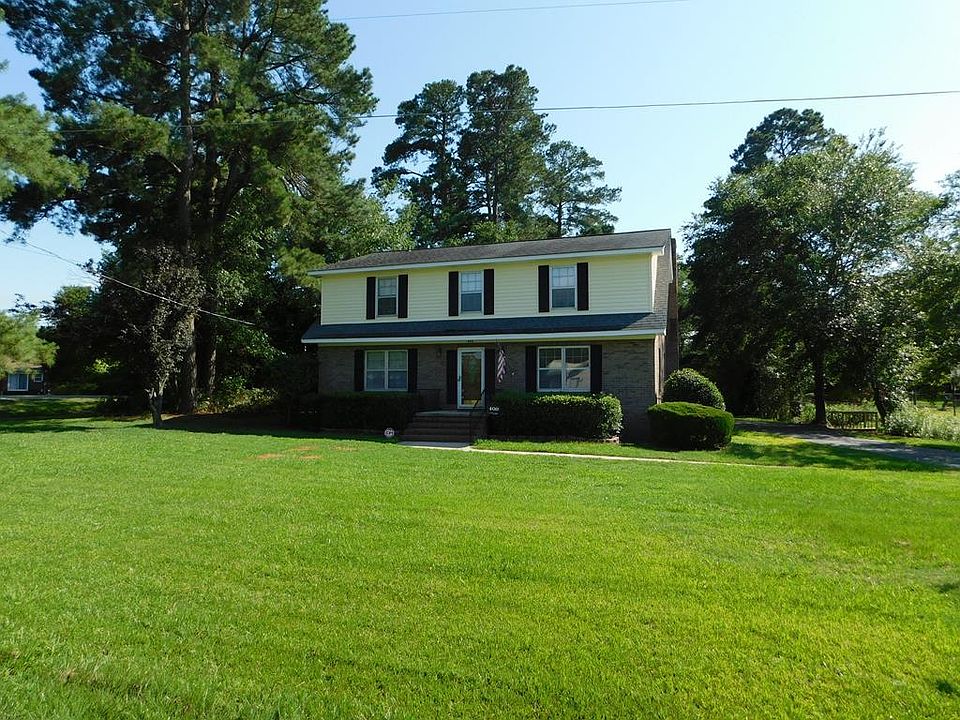 1st image of 400 Southwood Dr