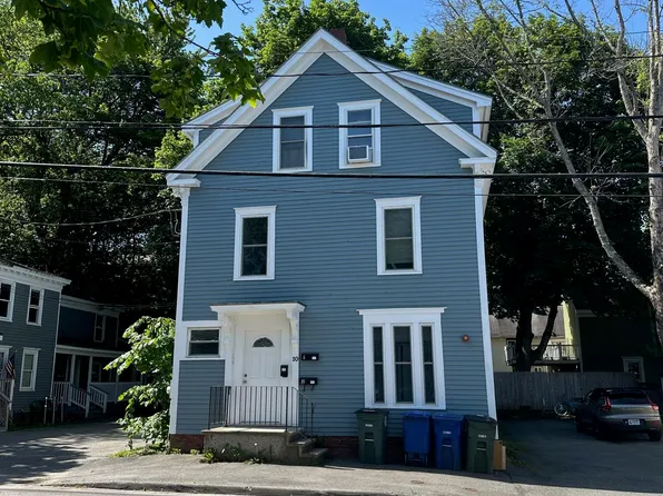 10 Cross Street, Westbrook, ME 04092