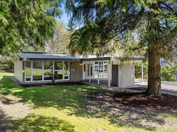 216 NW 5th Street, Renton, WA 98057