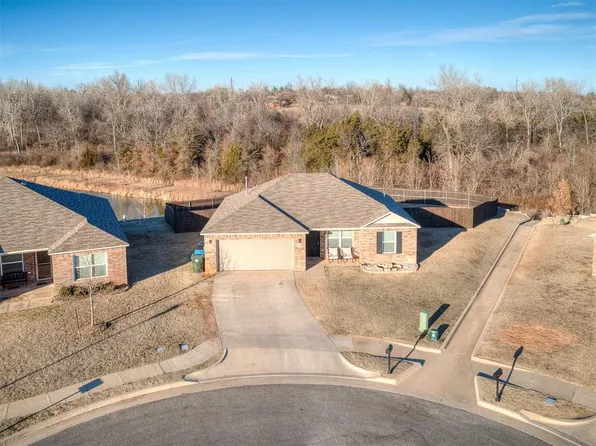 10853 NE 8th Ter, Midwest City, OK 73130