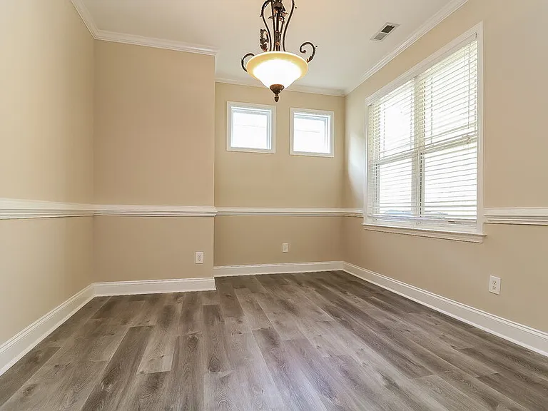 84 Denby Cir — Photo 5