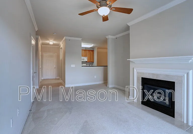 5801 Clipper Ln #404 — Photo 15