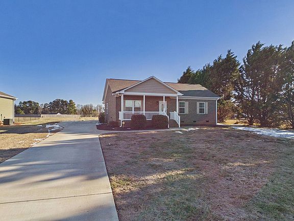 4th image of 5930 Old 421 Rd