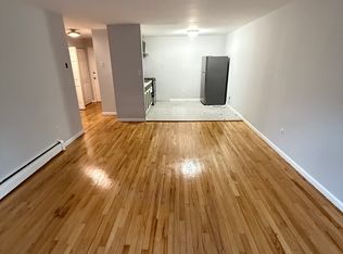 10 Highland St APT 2, West Haven, CT 06516