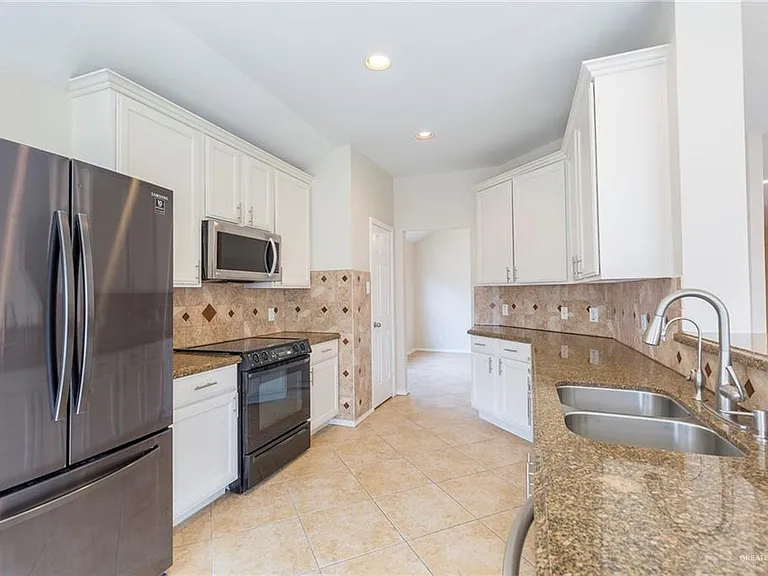 4202 Santa Marina St — Photo 7