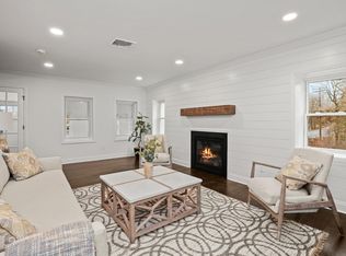 421 Shelton Rd, Trumbull, CT 06611