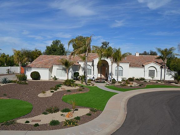 3rd image of 11106 E Del Timbre Dr