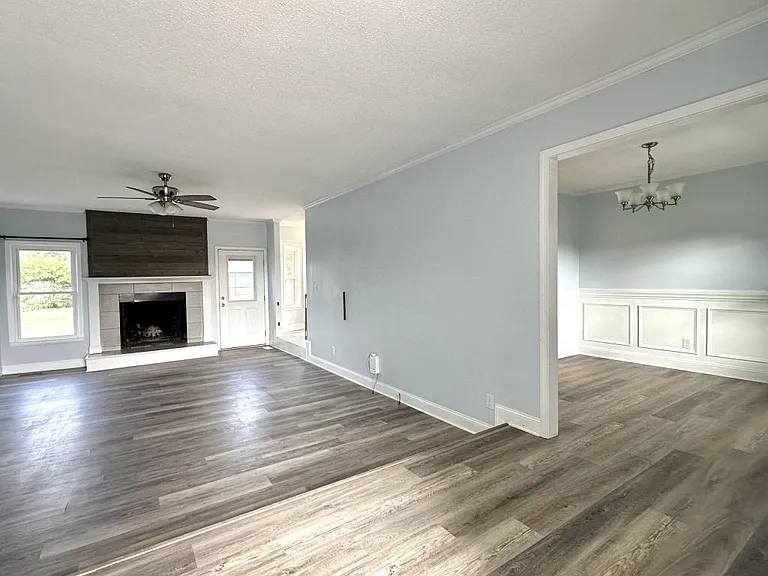 1859 Windlock Dr — Photo 3