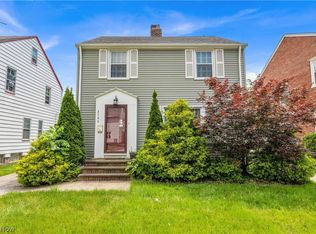 3746 Grosvenor Rd, South Euclid, OH 44118