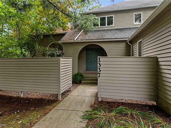 5th image of 1337 Springwood Trce SE