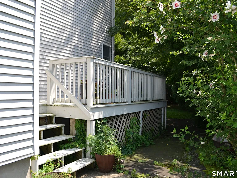 40 Emma Rd — Photo 4