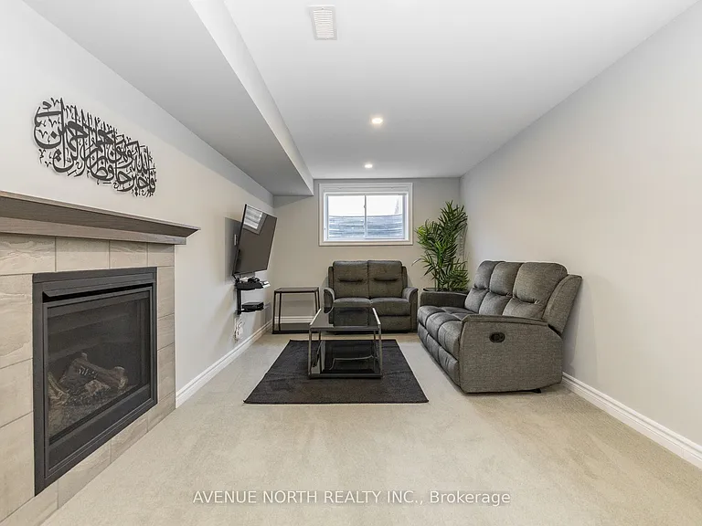87 Nepeta Cres — Photo 31