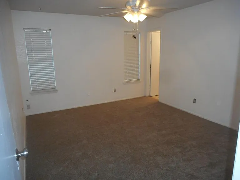 11316 Jack Cupit Ln — Photo 26