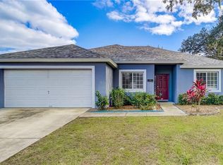 302 Paradise Woods Ct, Davenport, FL 33896