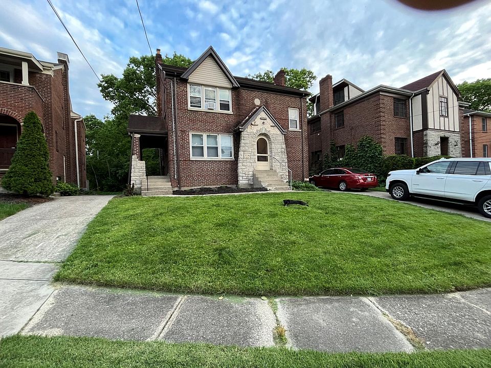 1st image of 17 Merzen Ct #1