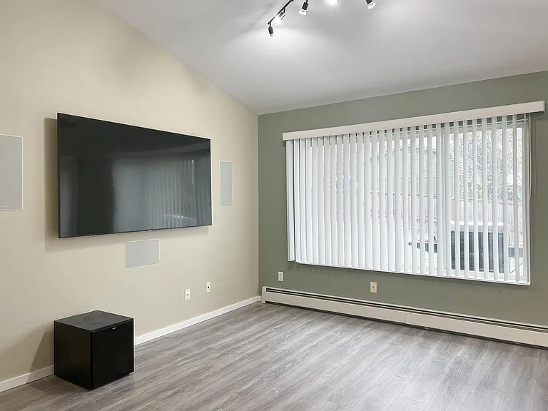 17416 Adams Ln — Photo 11