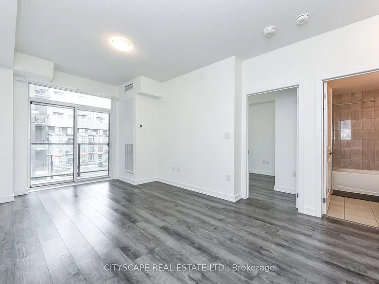 450 Dundas St E #323 — Photo 9