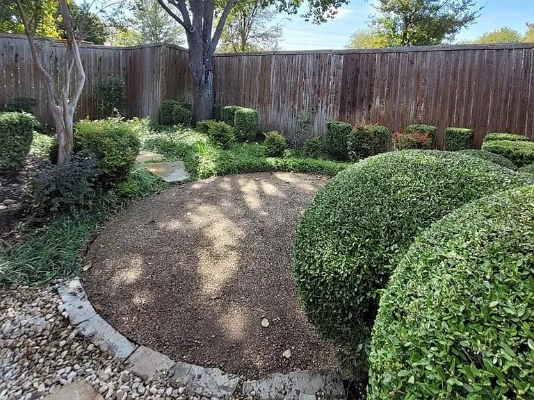 6401 Dakota Dr — Photo 35