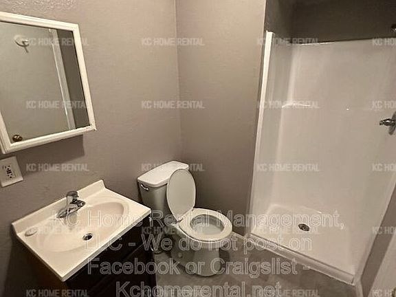 5th image of 4221 E 60th Ter