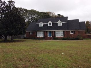 2140 McCrays Mill Rd, Sumter, SC 29154