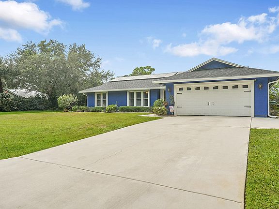 5th image of 3050 SE Bur Street