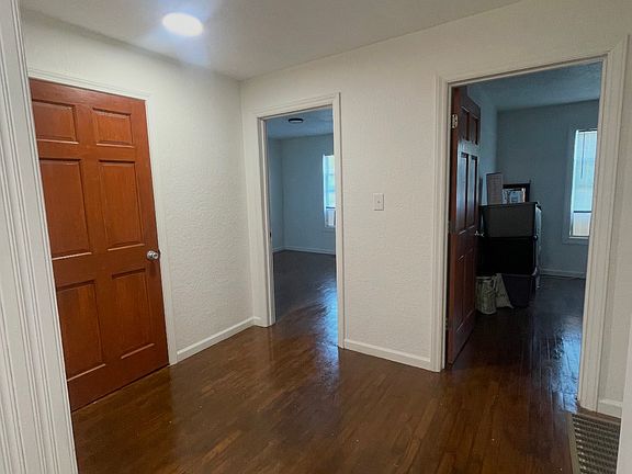 5th image of 187 Poplar St #2
