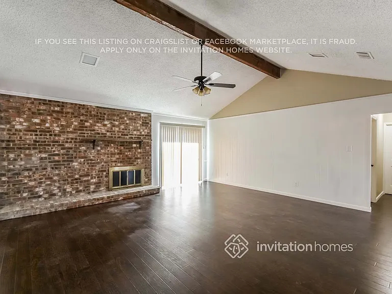 637 Barkridge Trl — Photo 2