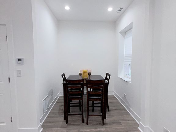 3rd image of 7216 S Perry Ave #2