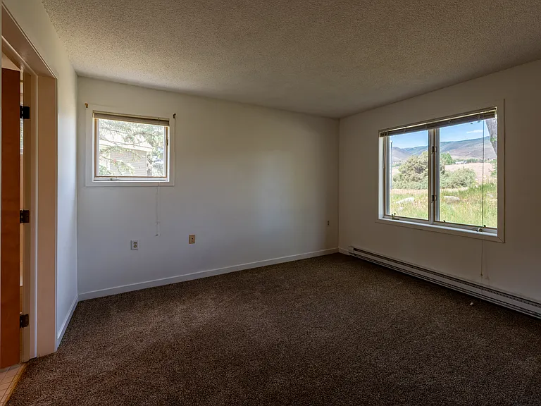 34999 Highway 6 — Photo 9