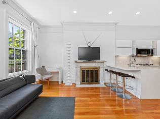 235 Beacon St APT 8, Boston, MA 02116