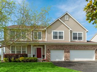 1790 Prairie Ridge Cir, Lindenhurst, IL 60046