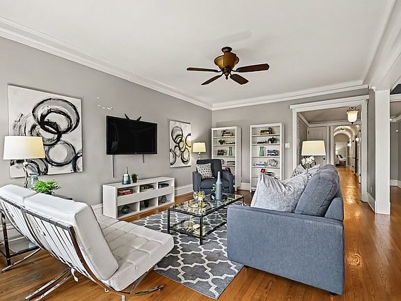 4th image of 1140 E Hyde Park Blvd #3D