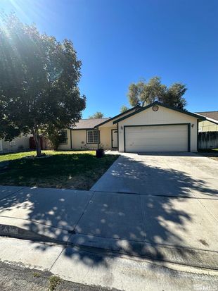123 Primrose Dr, Fernley, NV 89408