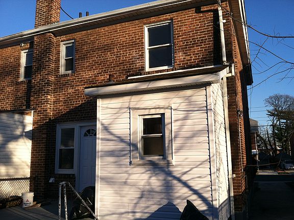 4th image of 11618 223rd St
