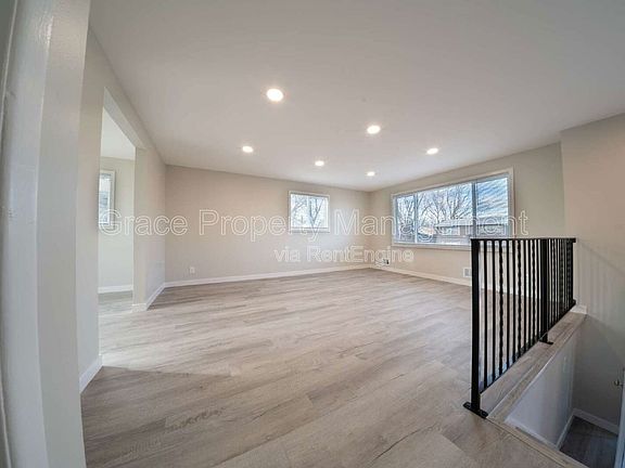 4th image of 11938 Keough Dr