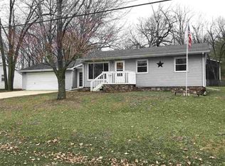 513 3rd St S, Cordova, IL 61242