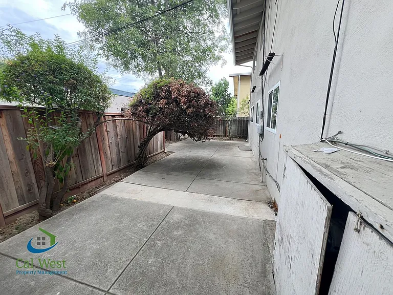 1621 Maurice Ln #2 — Photo 23