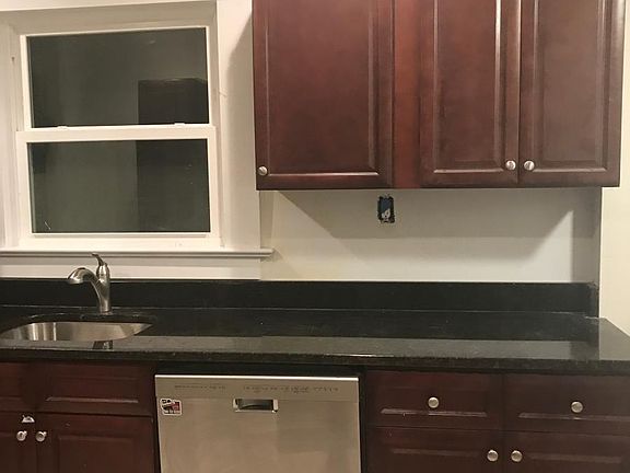 Eat In Kitchen