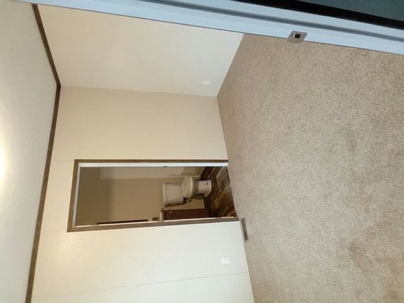 4th image of 4939 Bay Dr #90