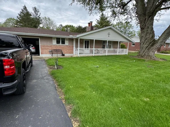 2742 Covina Dr, Springfield, OH 45504